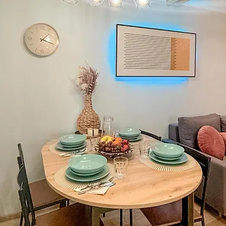 2 Bedroom Gorgeous In Dom wakacyjny Ostróda