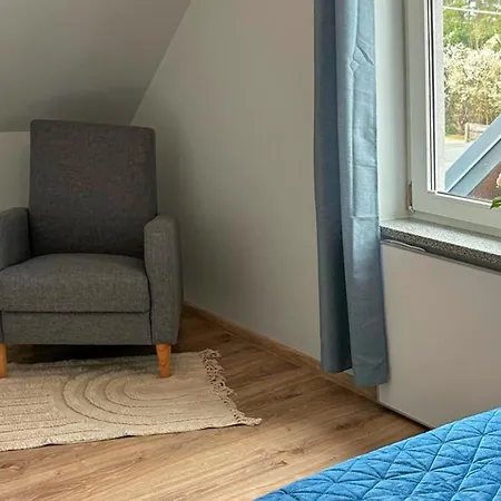 2 Bedroom Gorgeous In 오스트로다